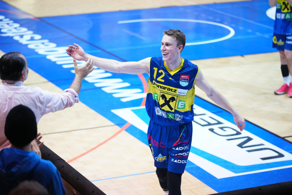 Dritter Sieg in dieser Saison gegen die Gunners Dritter Sieg in dieser Saison gegen die Gunners