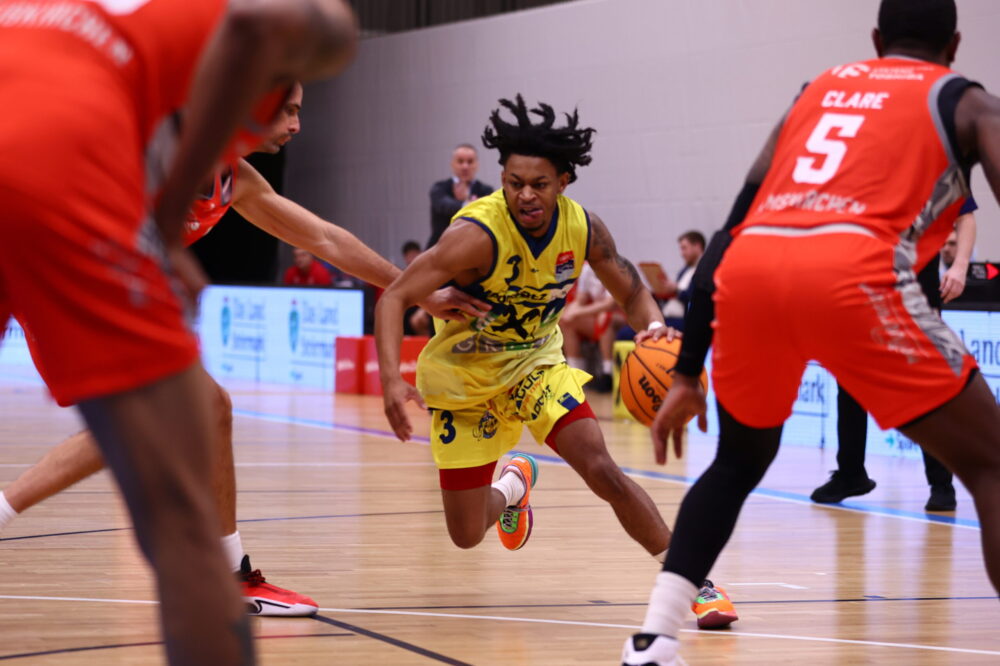 Hochverdienter Sieg gegen die Lions Hochverdienter Sieg gegen die Lions